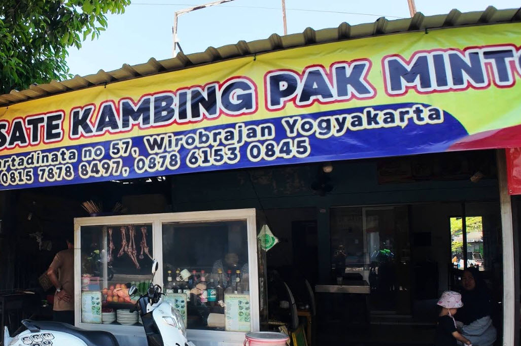Warung Sate Kambing Pak Minto